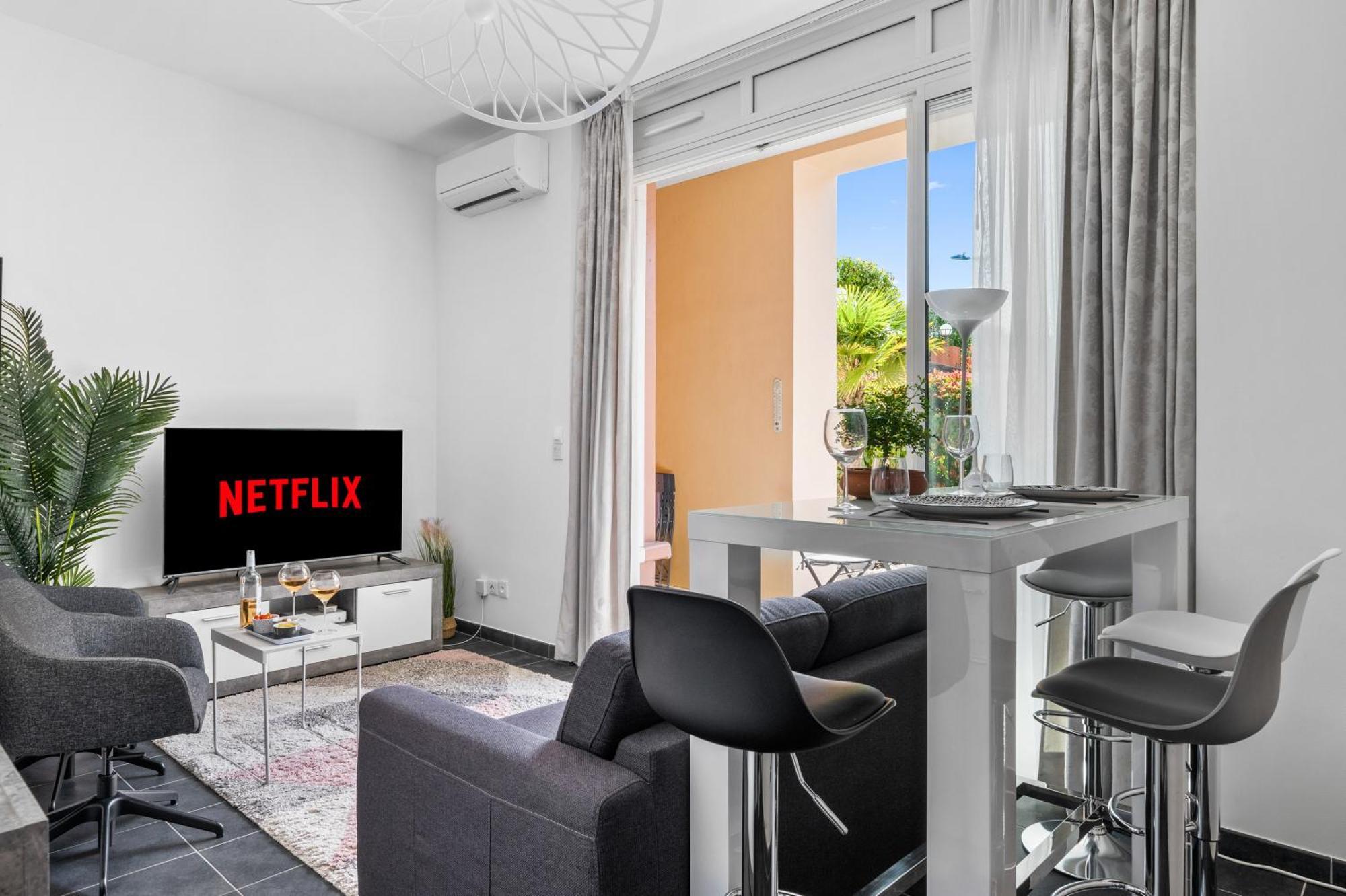 Apartamento Le Coq Wagner - Parking - Air Conditioning - Pool Menton Exterior foto