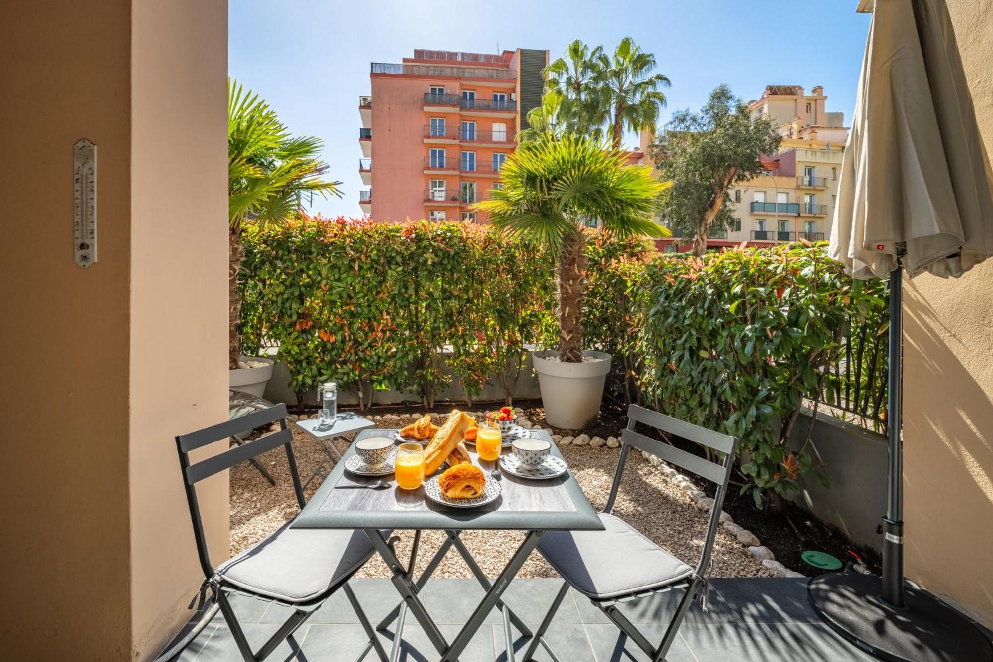 Apartamento Le Coq Wagner - Parking - Air Conditioning - Pool Menton Exterior foto