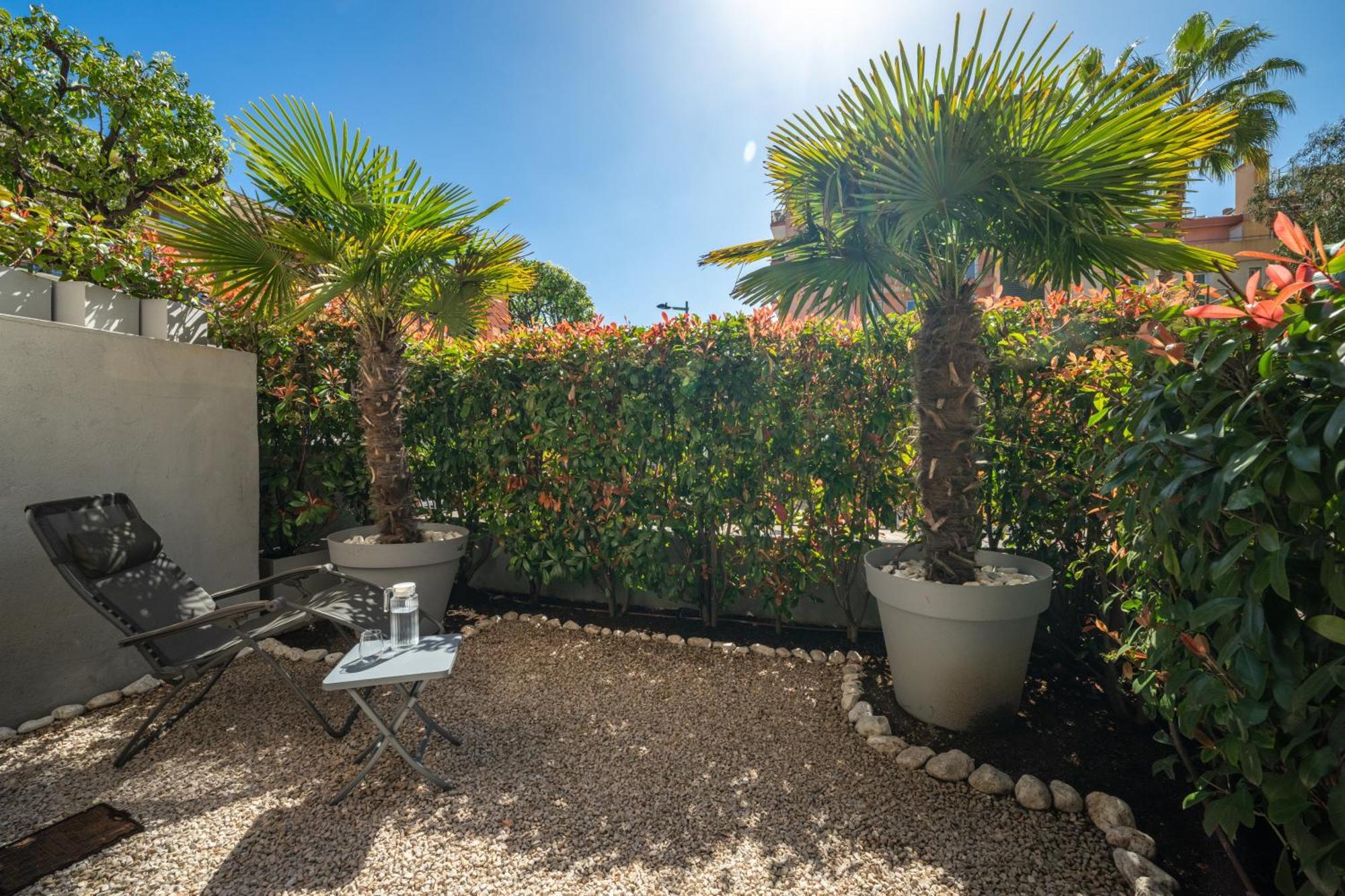 Apartamento Le Coq Wagner - Parking - Air Conditioning - Pool Menton Exterior foto